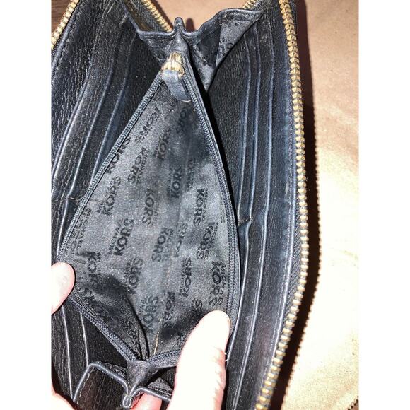 MICHAEL KORS LARGE BLACK LEATHER WOMENS WALLET - Picture 6 of 6